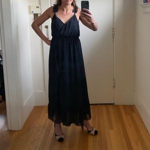 Madewell - black dress with ruffles. Size 6